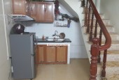 Cho thuê ở gia đình, nhóm nhà ngõ ô tô 147 Tân Mai 5 tầng, 3 ngủ, chỉ 8.5 triệu vào ngay